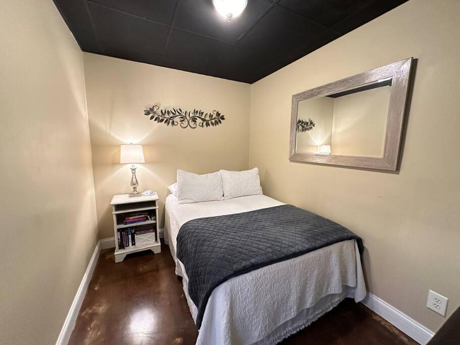 Haven At Hazel~Downtown Bungalow Demorest Esterno foto
