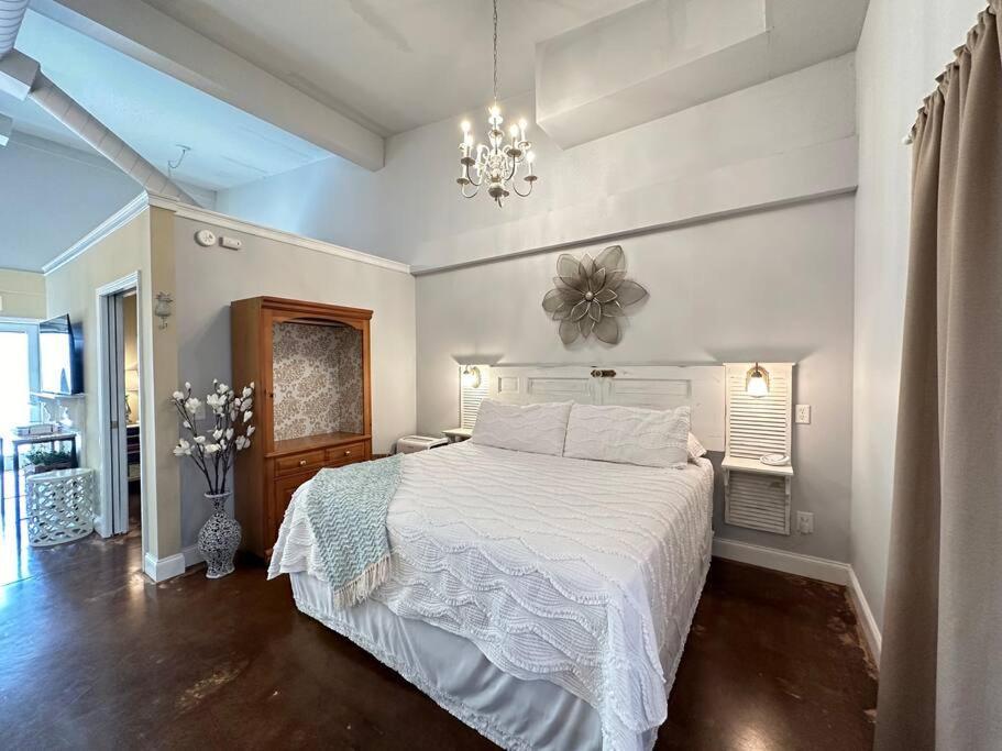 Haven At Hazel~Downtown Bungalow Demorest Esterno foto