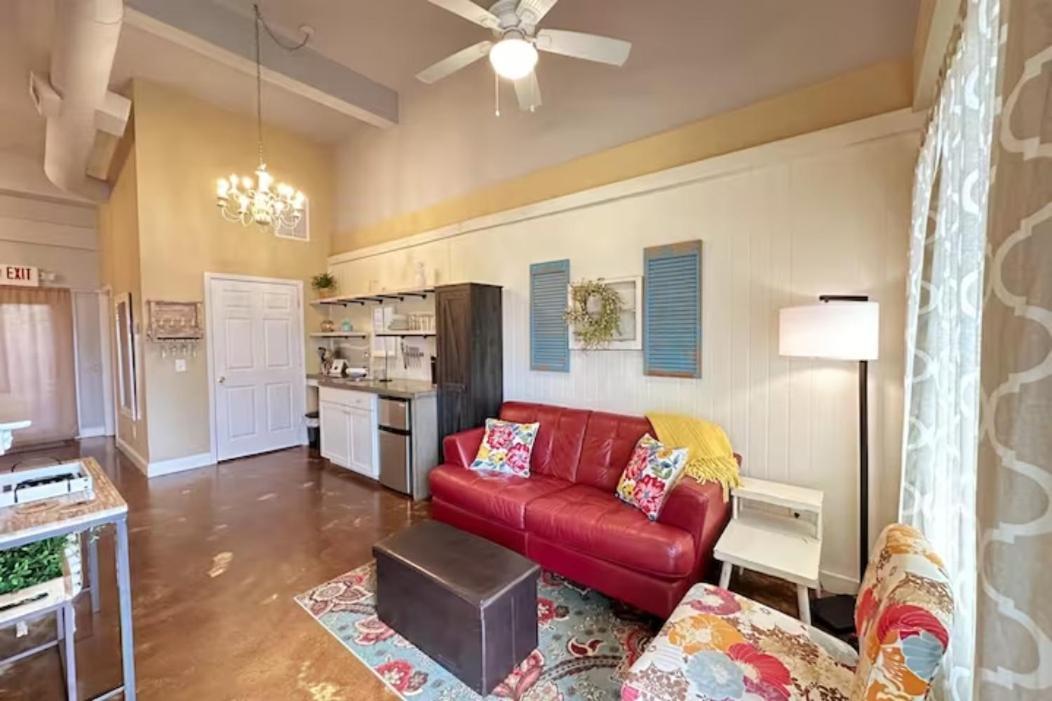Haven At Hazel~Downtown Bungalow Demorest Esterno foto